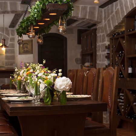 Hotel Villa Andrea Tučepi エクステリア 写真