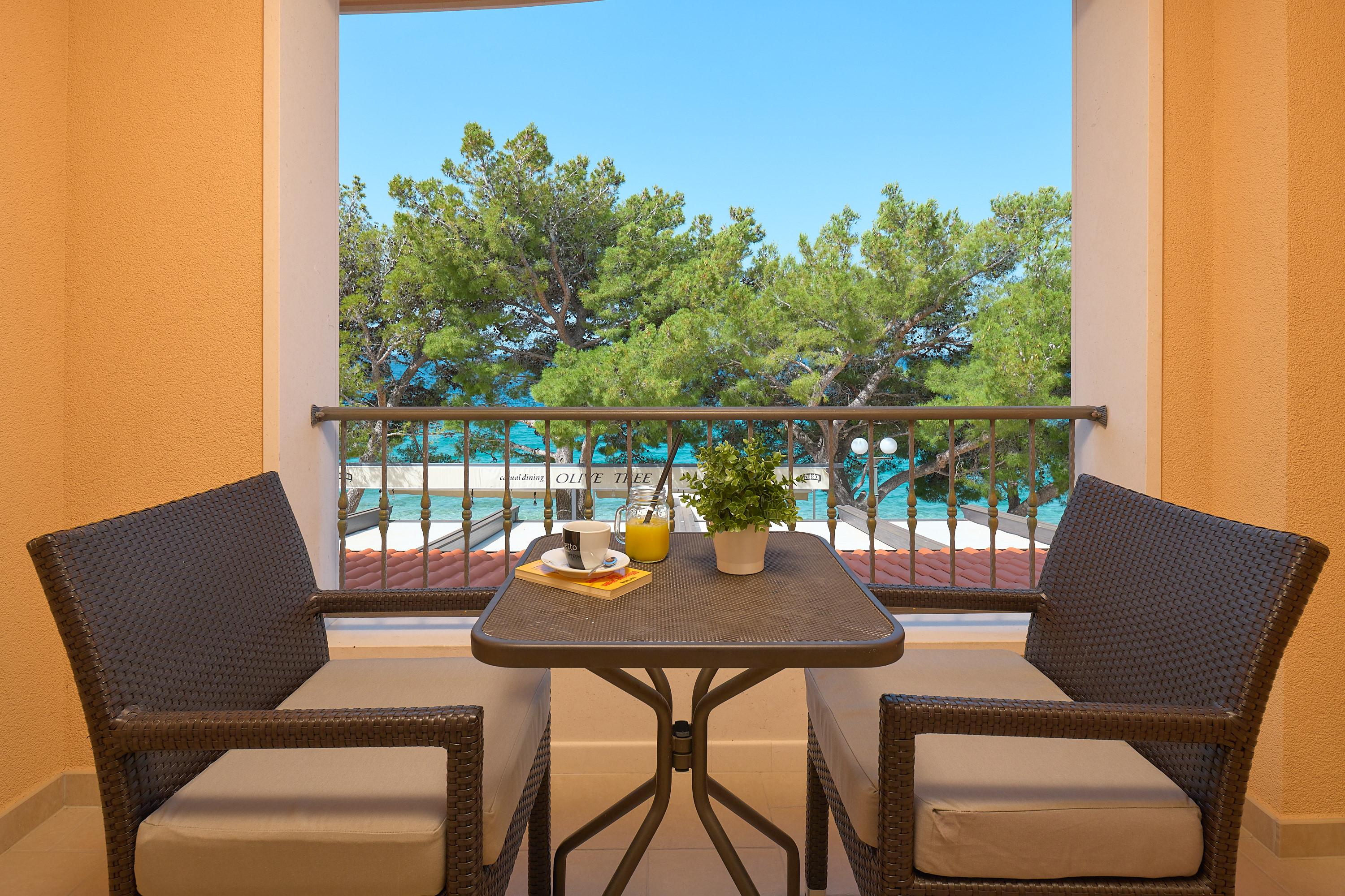 Hotel Villa Andrea Tučepi エクステリア 写真