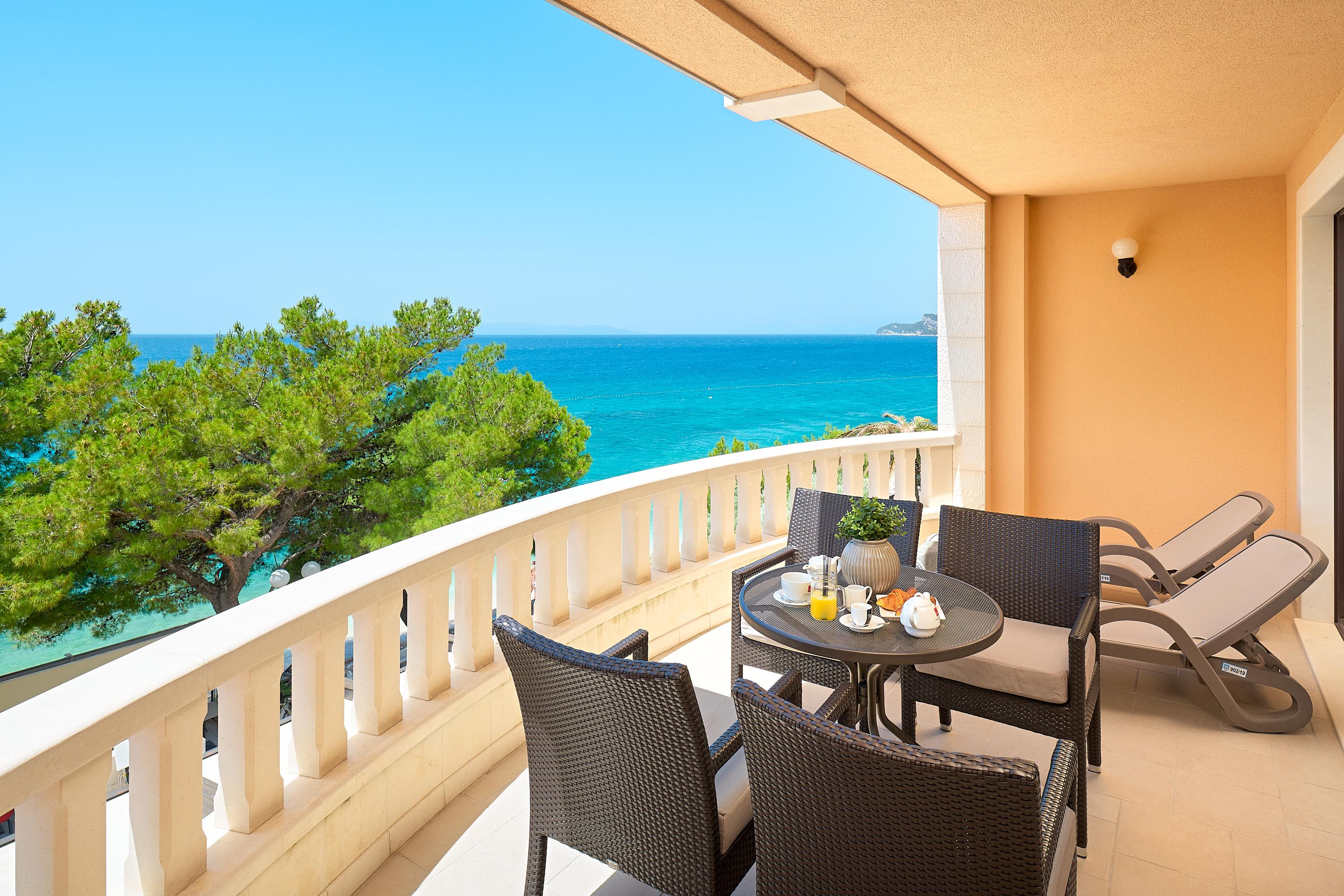 Hotel Villa Andrea Tučepi エクステリア 写真