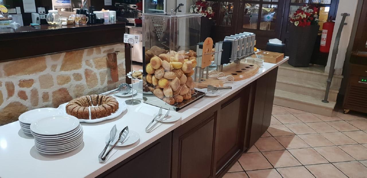 Hotel Villa Andrea Tučepi エクステリア 写真